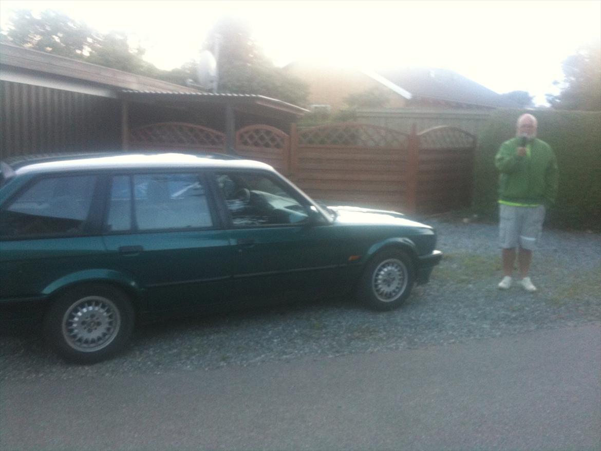 BMW 318i touring (solgt) billede 4