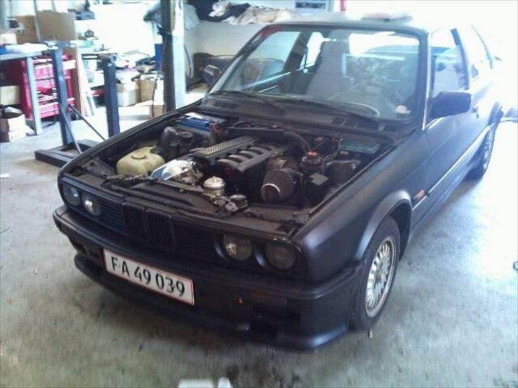 BMW E30 328i m52 - Done med motor. billede 5