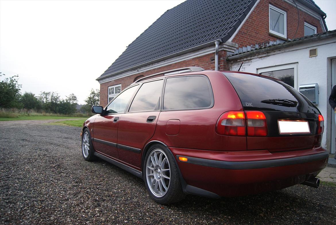 Volvo V40 1,8 16v (SOLGT) billede 4