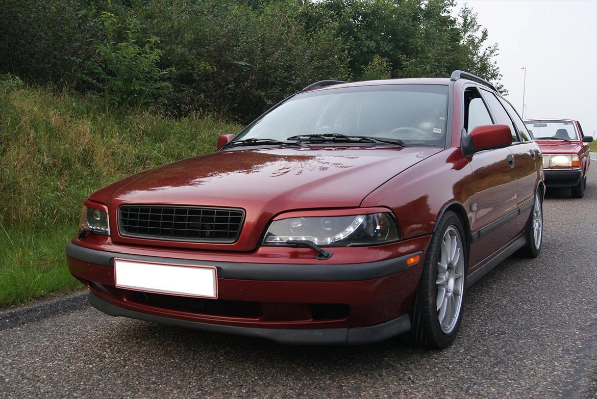 Volvo V40 1,8 16v (SOLGT) billede 5