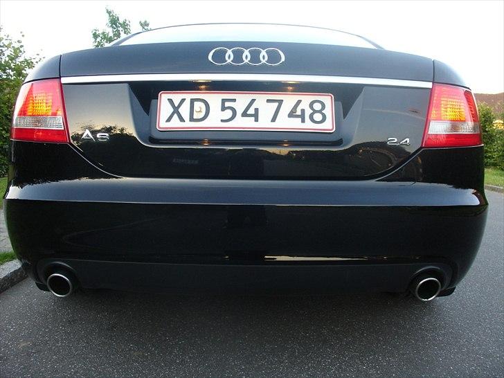 Audi A6 2,4 V6 Multitr.Limo billede 3