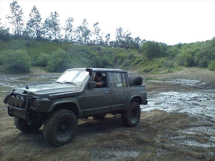 Nissan patrol GR y60 billede 2