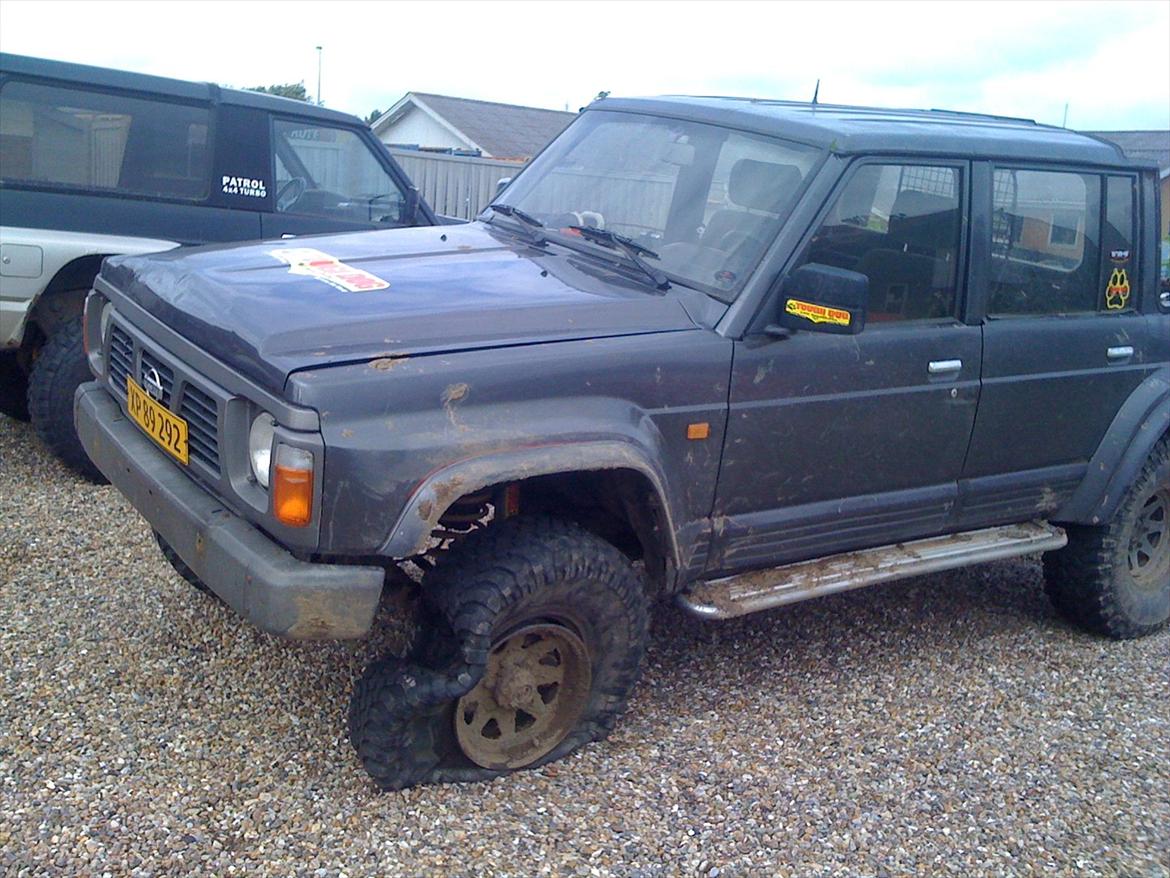 Nissan patrol GR y60 - et stk død 35" billede 7