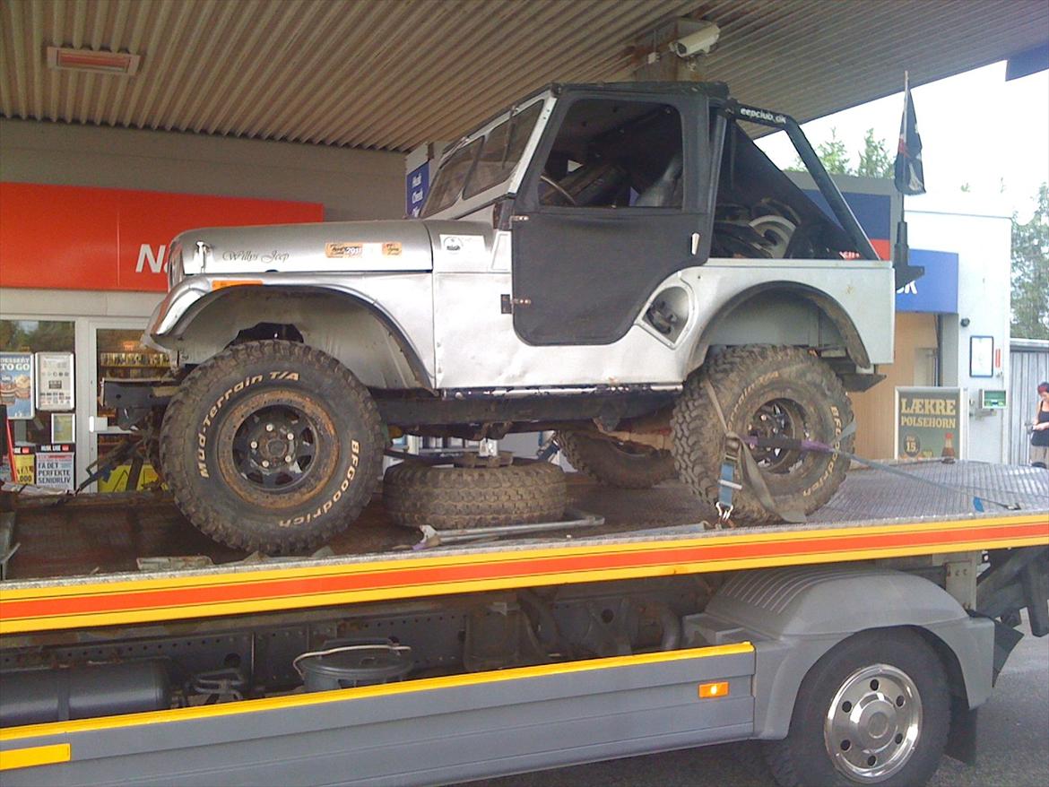 Jeep m38a1 sommervogn - på vej hjem med bilen billede 3