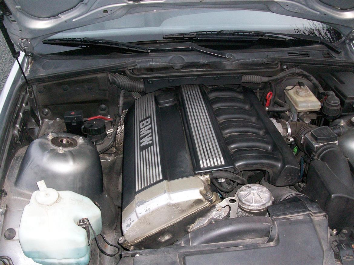 BMW 325i E36 SOLGT. billede 13