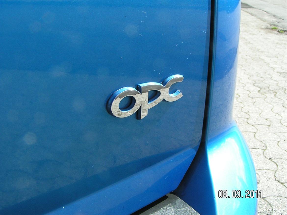 Opel Vectra C OPC Caravan - 3 bogstaver som i Opel kredse er det ultimative. billede 7