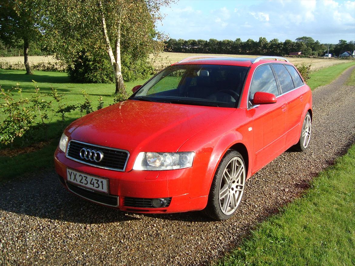 Audi A4 Avant 1,9tdi  S-line billede 1