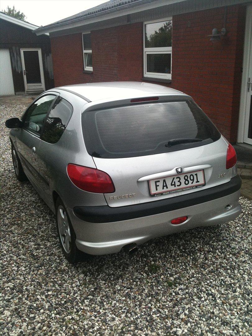 Peugeot 206 GTI billede 3