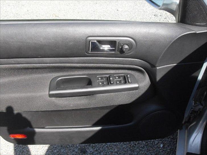 VW Bora 2.3 V5 20V billede 15