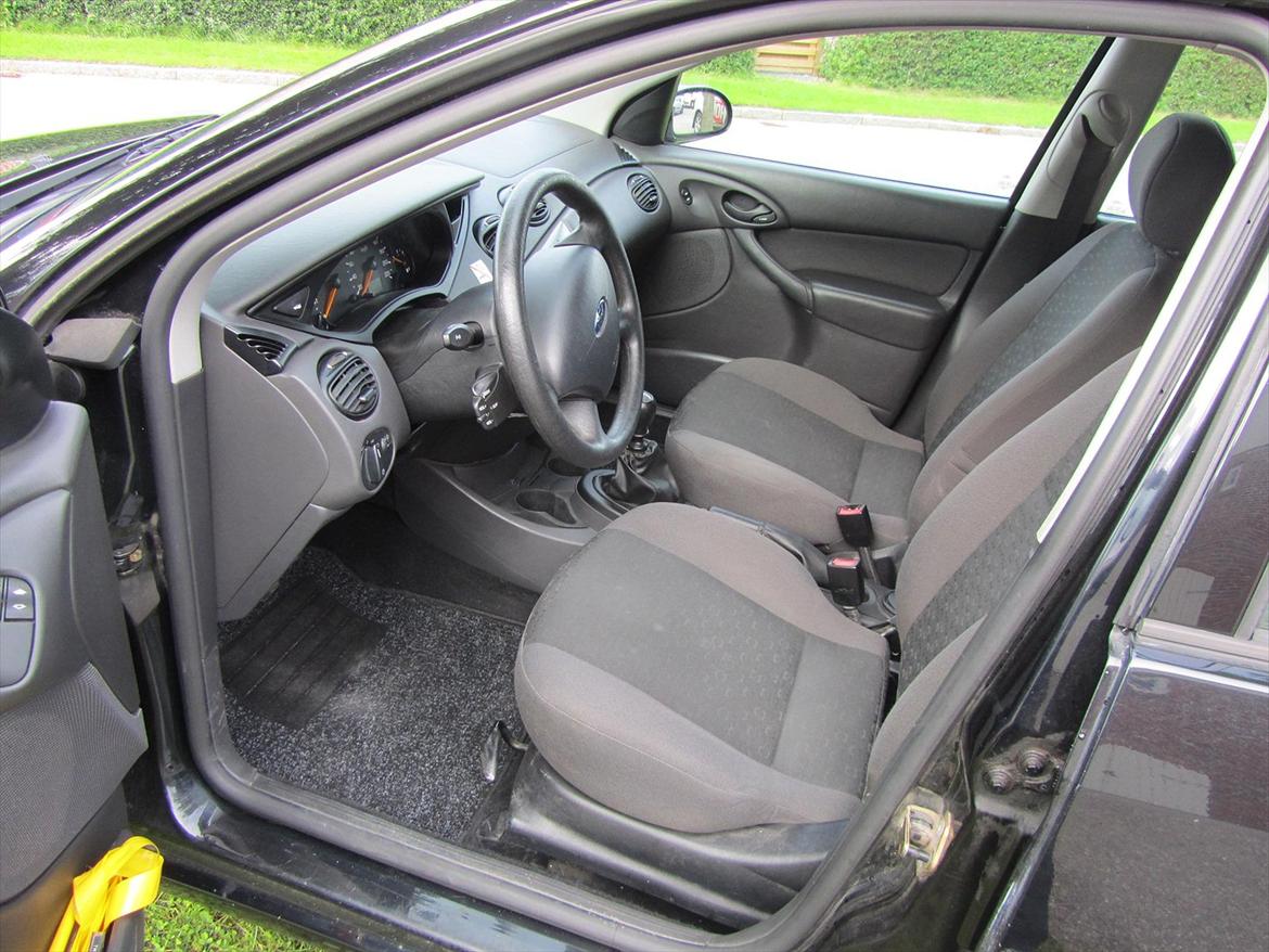 Ford Focus 1,8 TDci *Solgt* billede 9