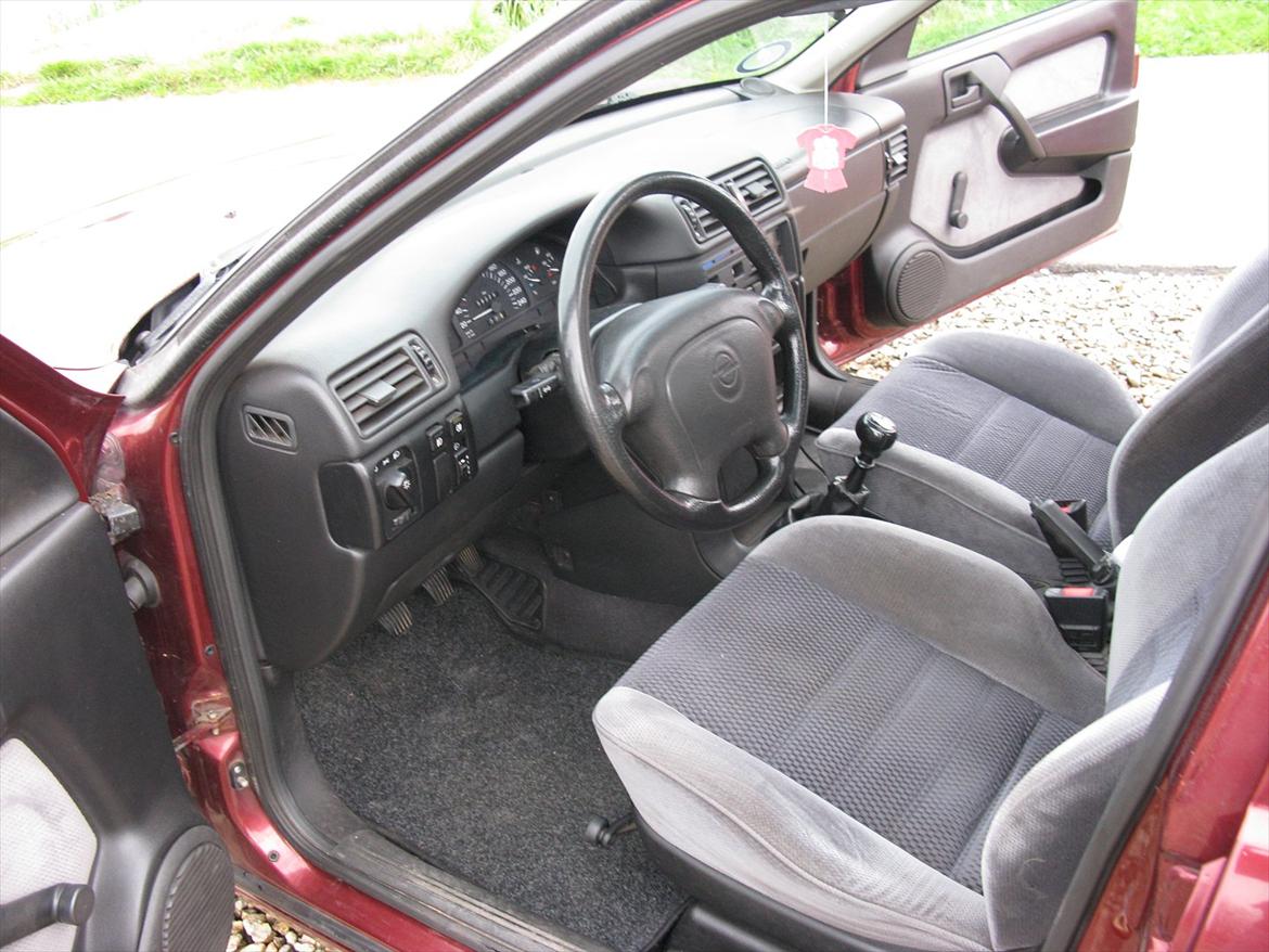 Opel vectra A 2.0 16v  billede 9