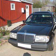Mercedes Benz w124
