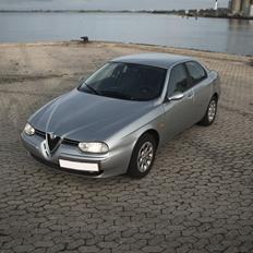 Alfa Romeo 156