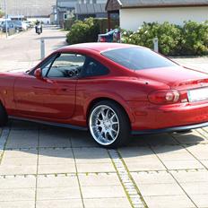 Mazda mx 5 / miata nb Coupe 200stk  håndlavet af mazda