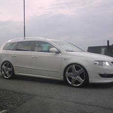 VW Passat R-line 4 motion