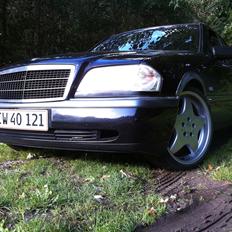 Mercedes Benz C250D -Solgt-