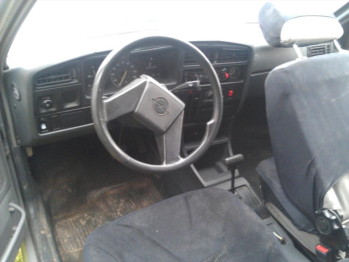 Opel Ascona C 1.6 SH Aut. billede 10