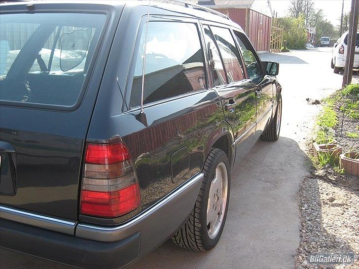 Mercedes Benz w124 billede 4