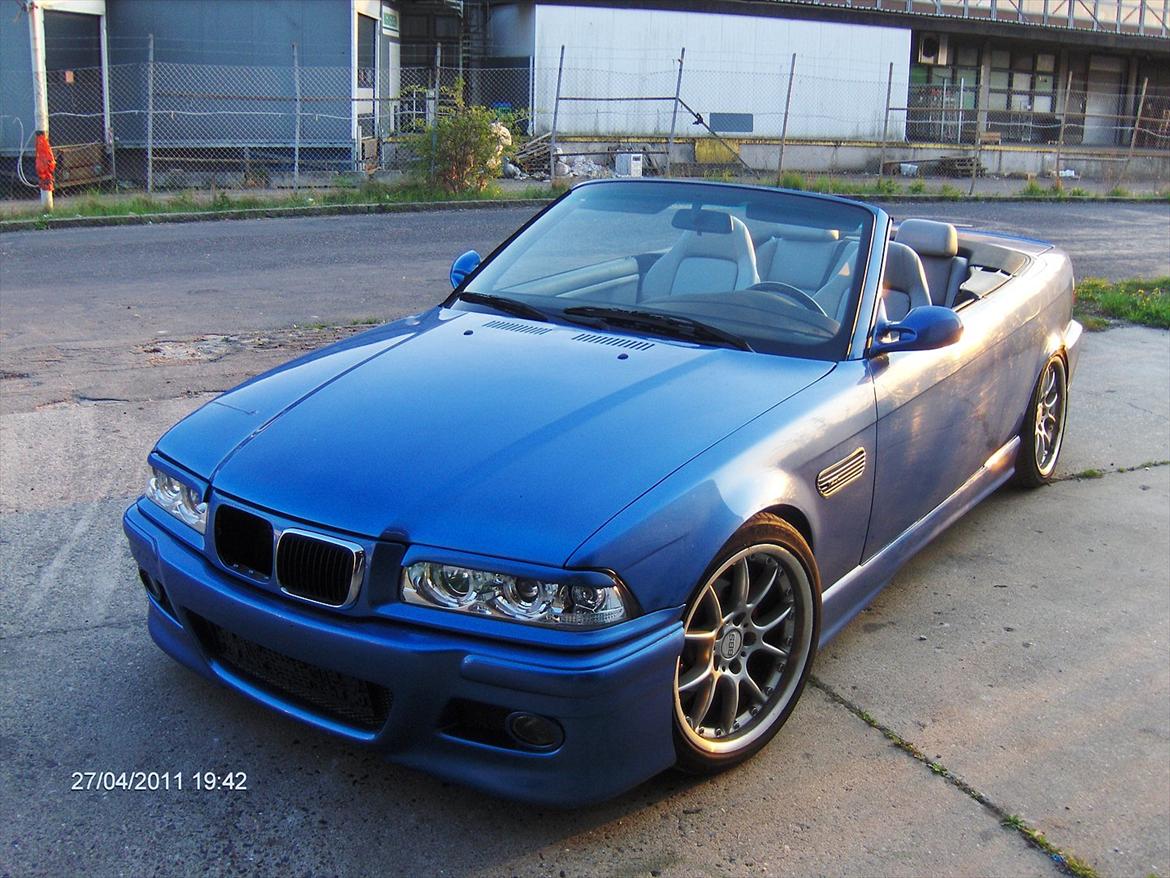 BMW E36 325i billede 1