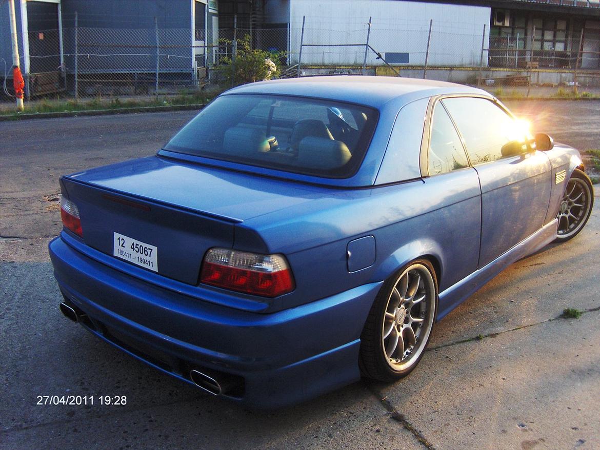 BMW E36 325i billede 4