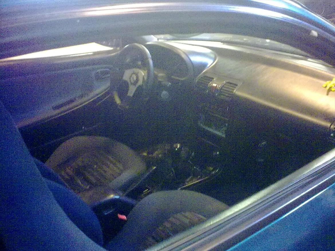 Mazda Mx3 - Før den blev malet! billede 9