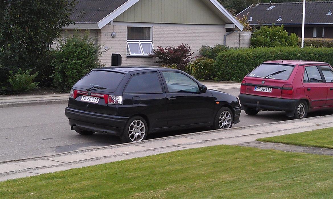 Seat Ibiza 1,6i - Trænger efterhånden til en polering! billede 3