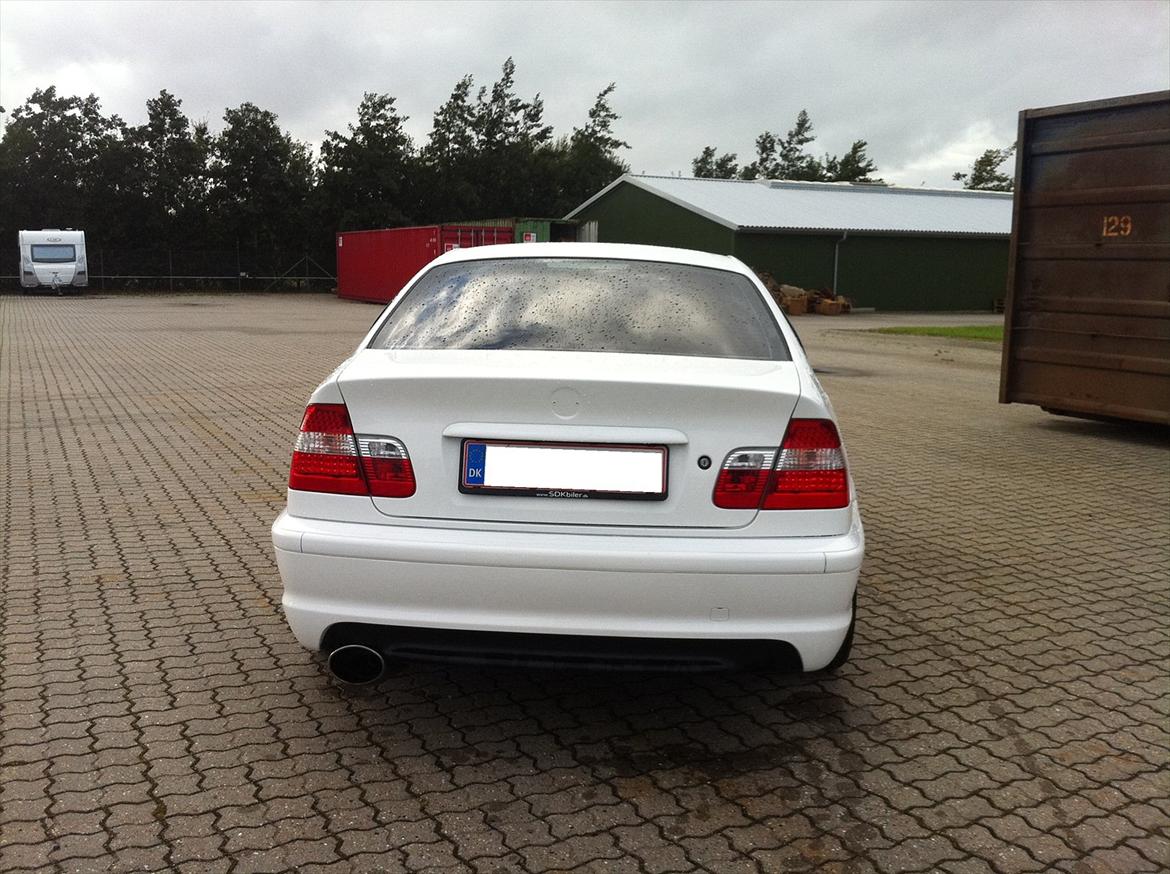 BMW E46 328i 24v "Black & White" billede 5