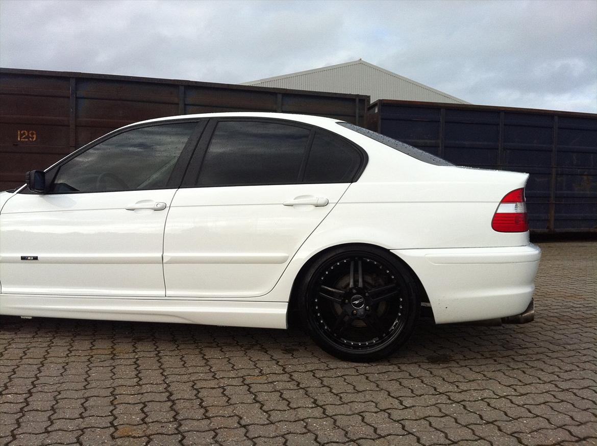 BMW E46 328i 24v "Black & White" billede 7