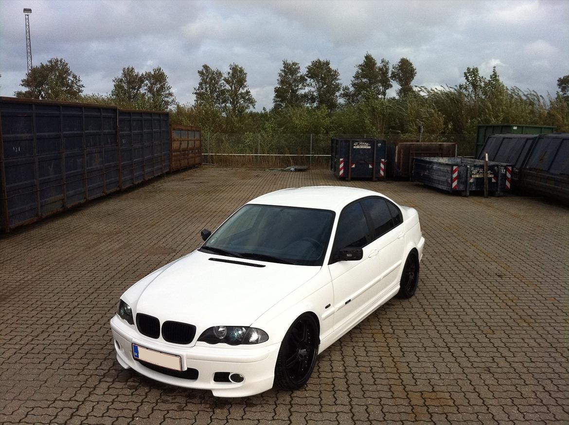 BMW E46 328i 24v "Black & White" billede 11