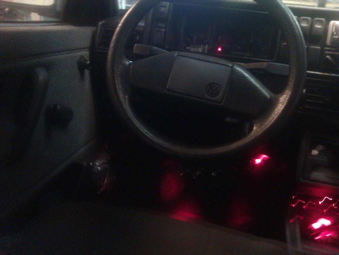 VW golf 2 1.3  total skadet billede 17