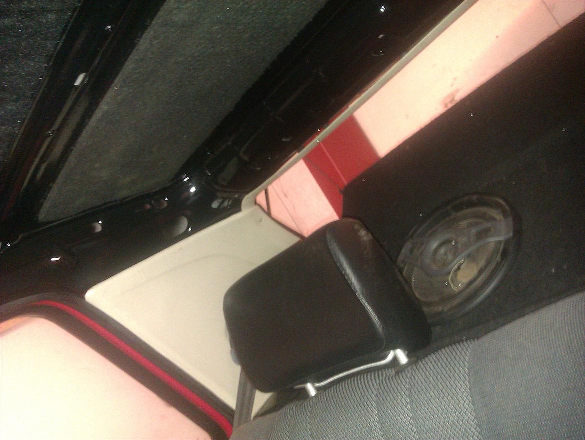 VW golf 2 1.3  total skadet billede 14