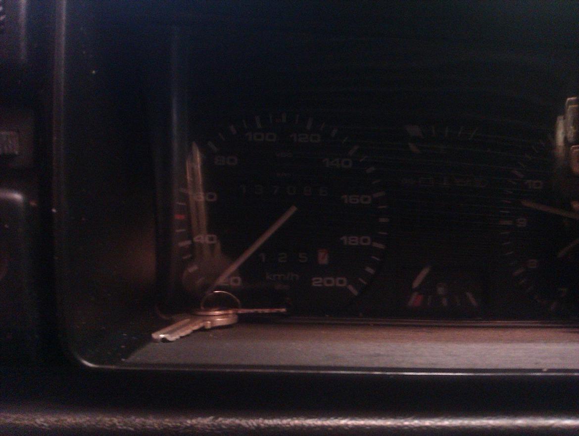 VW golf 2 1.3  total skadet billede 15