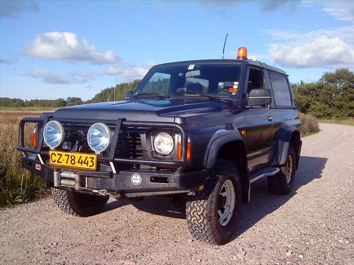 Nissan patrol GR Pickup byttet billede 3