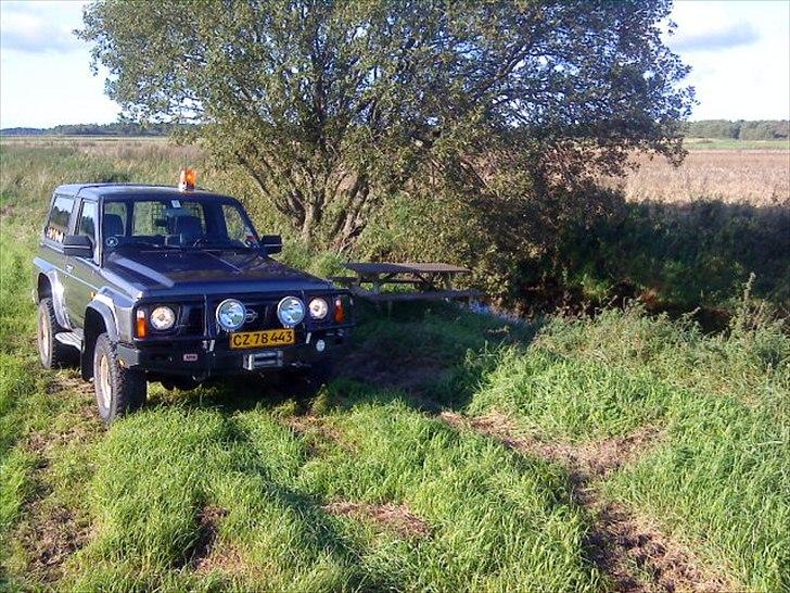 Nissan patrol GR Pickup byttet billede 12