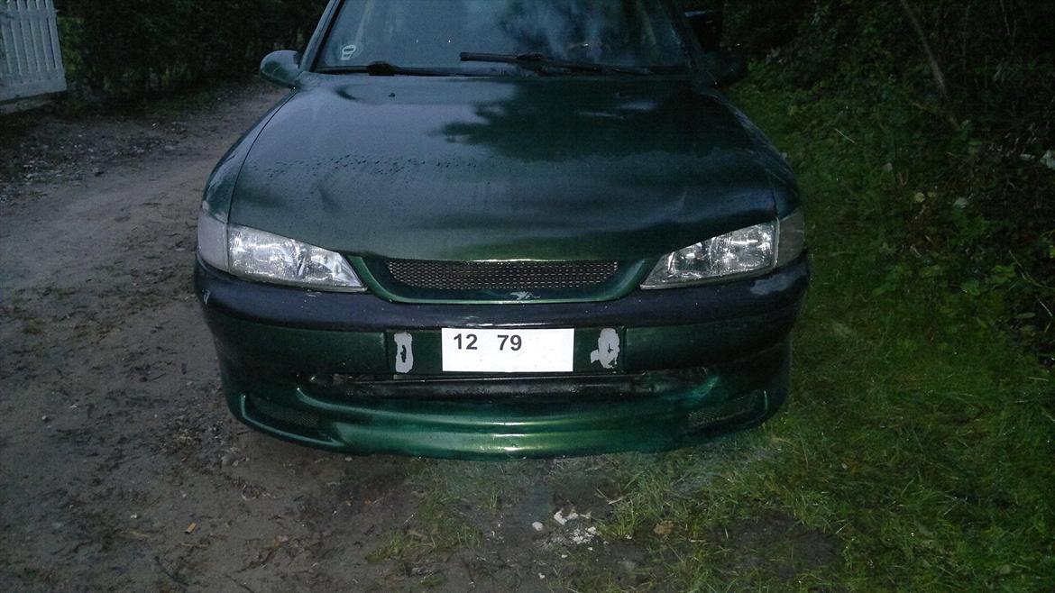 Opel vectra B sedan  billede 1