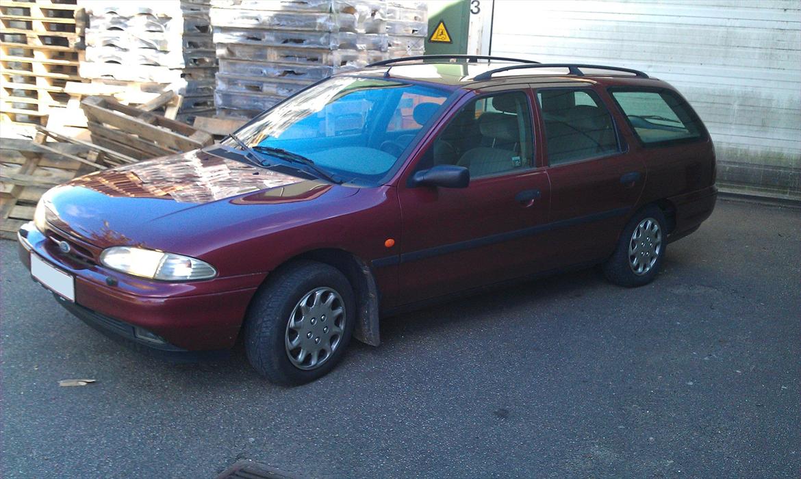 Ford Mondeo mk. 1 stationcar billede 4