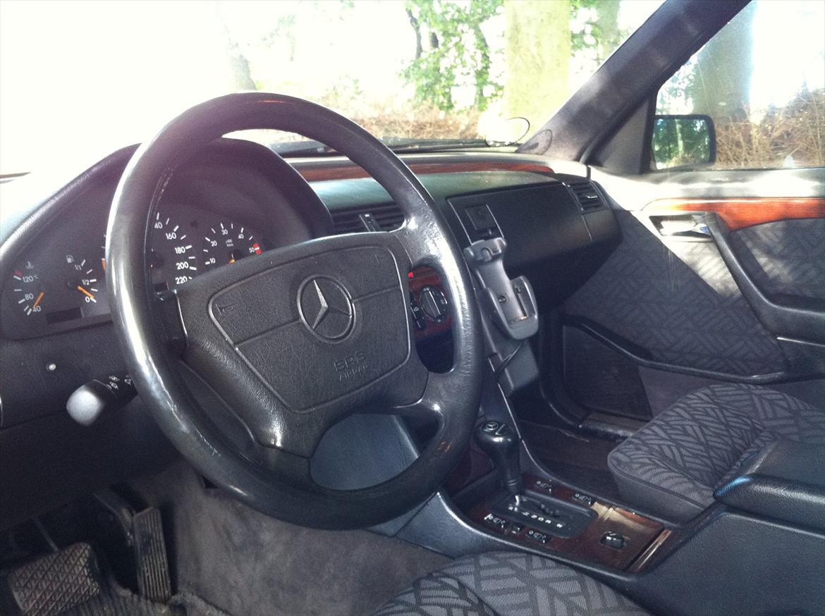 Mercedes Benz C250D -Solgt- billede 3