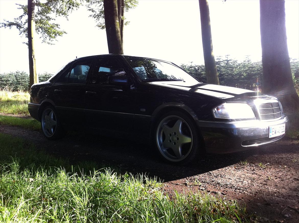 Mercedes Benz C250D -Solgt- billede 11