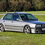BMW E30 325I (Solgt)