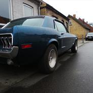 Ford Mustang 302 J code