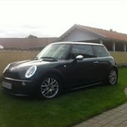 Mini cooper one 1.6