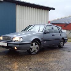 Volvo 460 1.7 DL