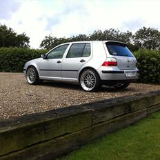 VW Golf 4