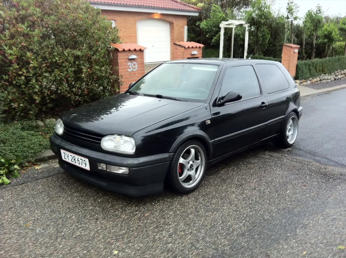 VW Golf 3 1.8 ~SOLGT~ billede 1
