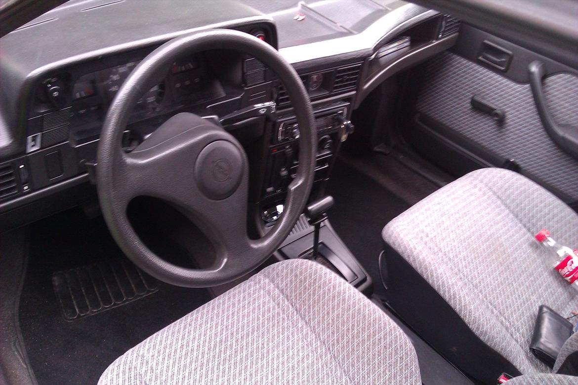 Opel Kadett E Automatgear "Skrottet" billede 6