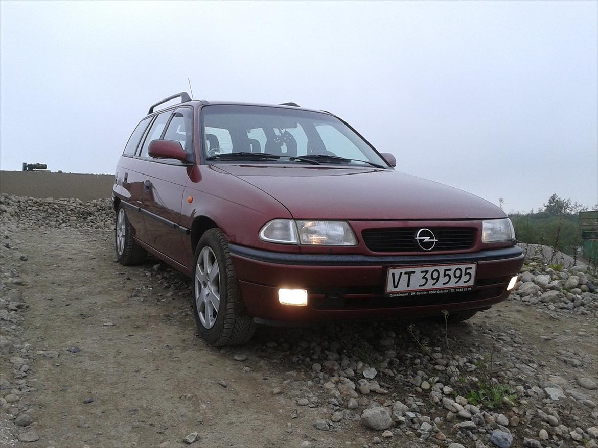 Opel Astra f 1.6 Club (SOLGT) billede 3