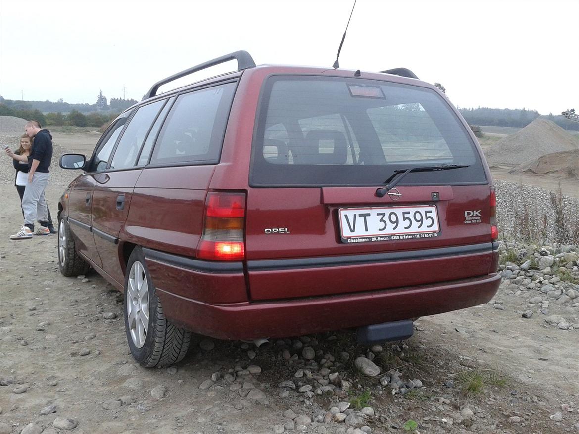 Opel Astra f 1.6 Club (SOLGT) billede 5