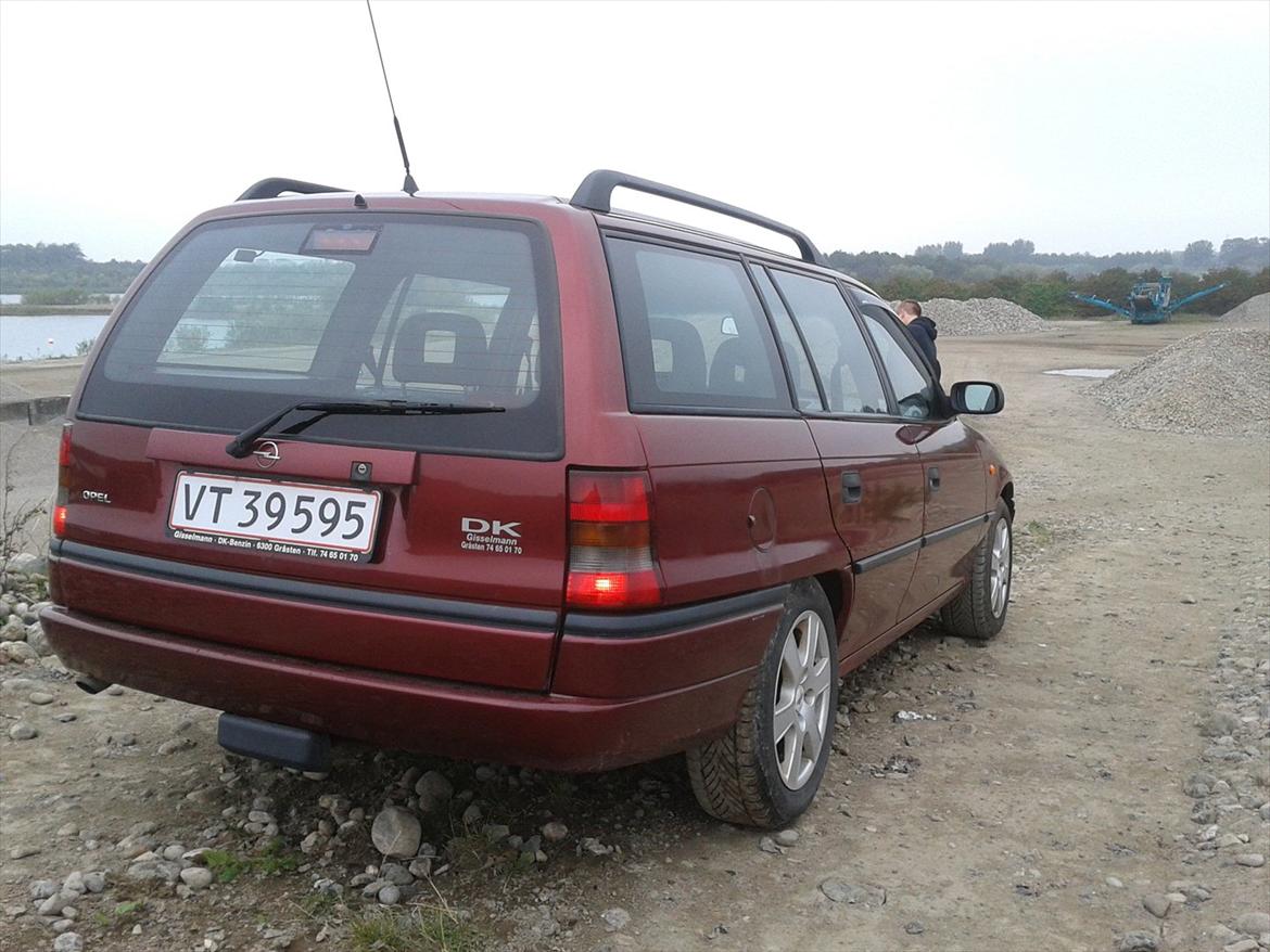 Opel Astra f 1.6 Club (SOLGT) billede 6