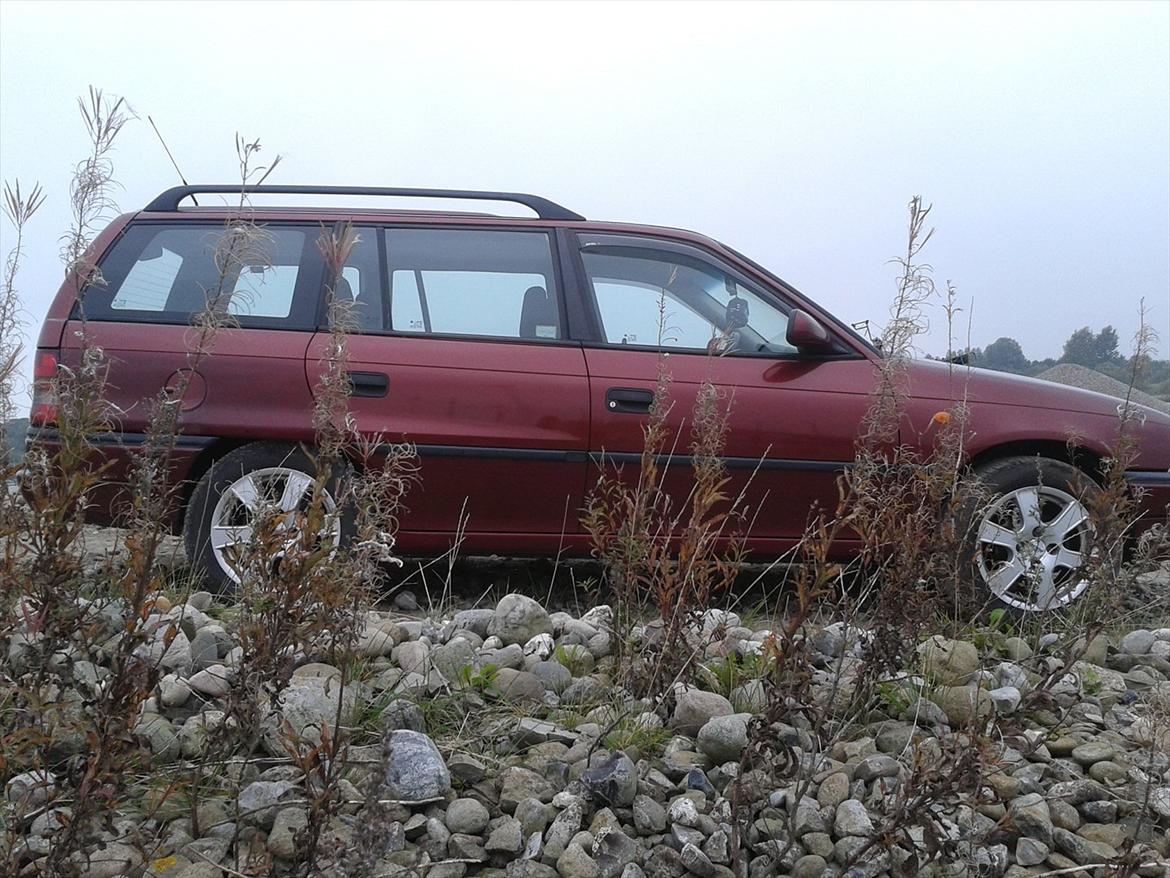 Opel Astra f 1.6 Club (SOLGT) billede 9