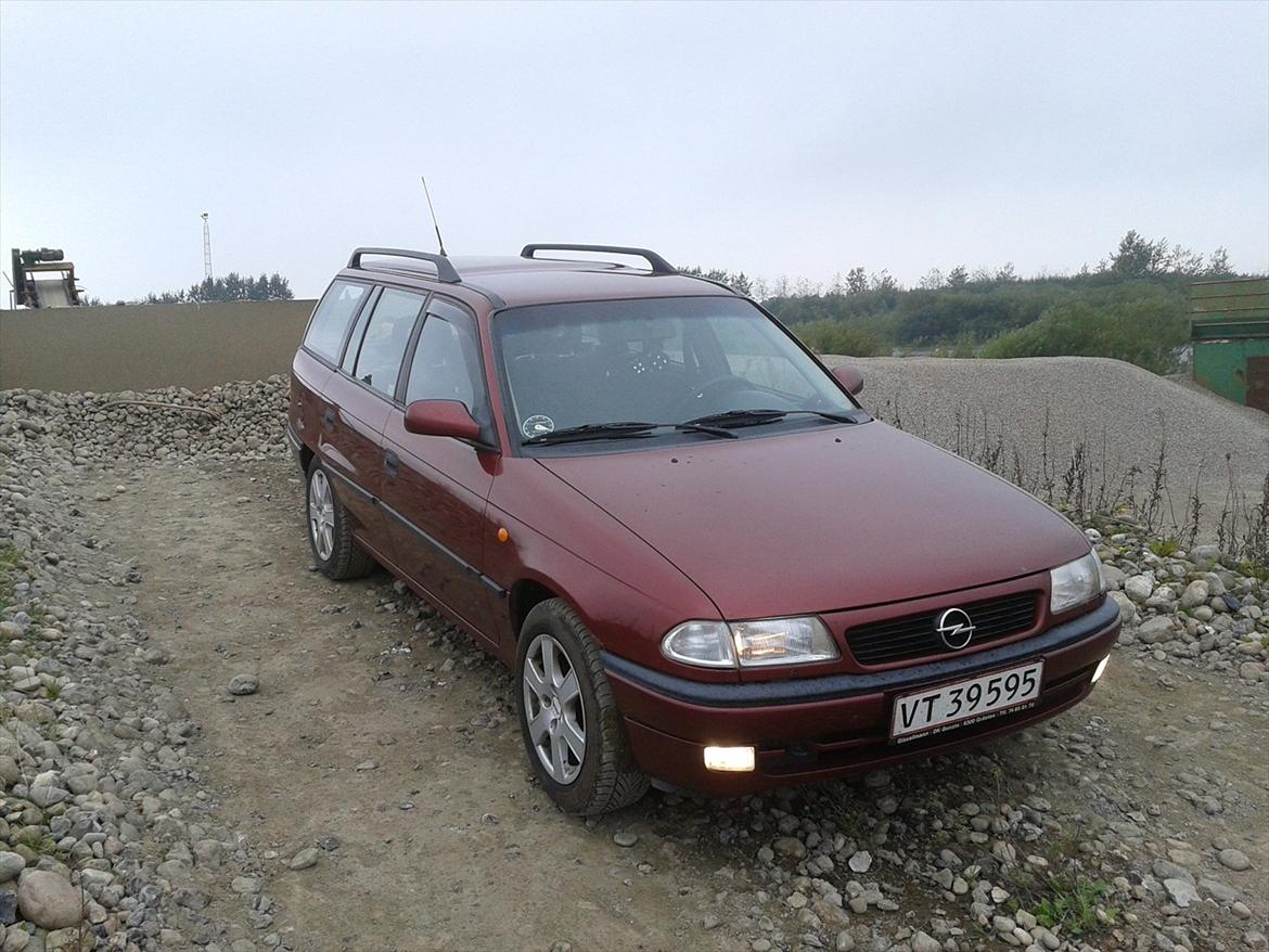 Opel Astra f 1.6 Club (SOLGT) billede 10